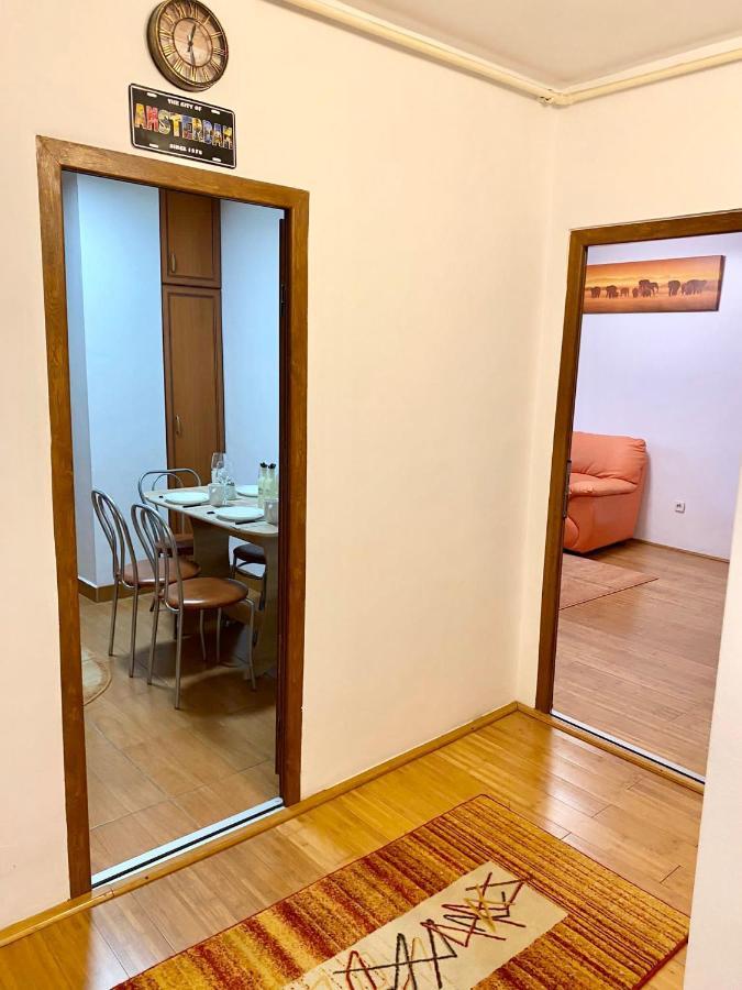 Jad - Familiy 4 Rooms Apartment - Near Forest And Historic Center - Racadau Брашов Экстерьер фото