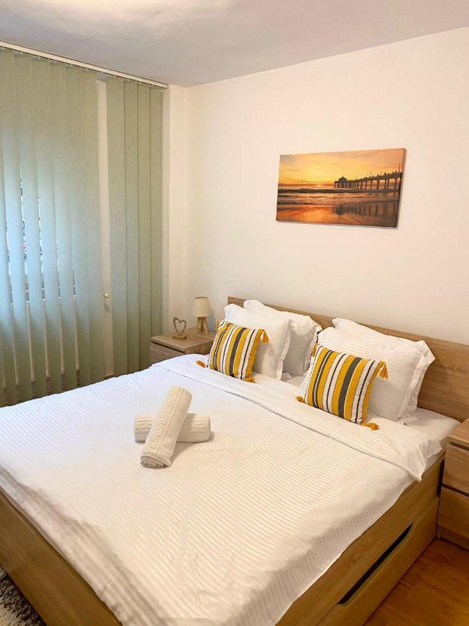 Jad - Familiy 4 Rooms Apartment - Near Forest And Historic Center - Racadau Брашов Экстерьер фото