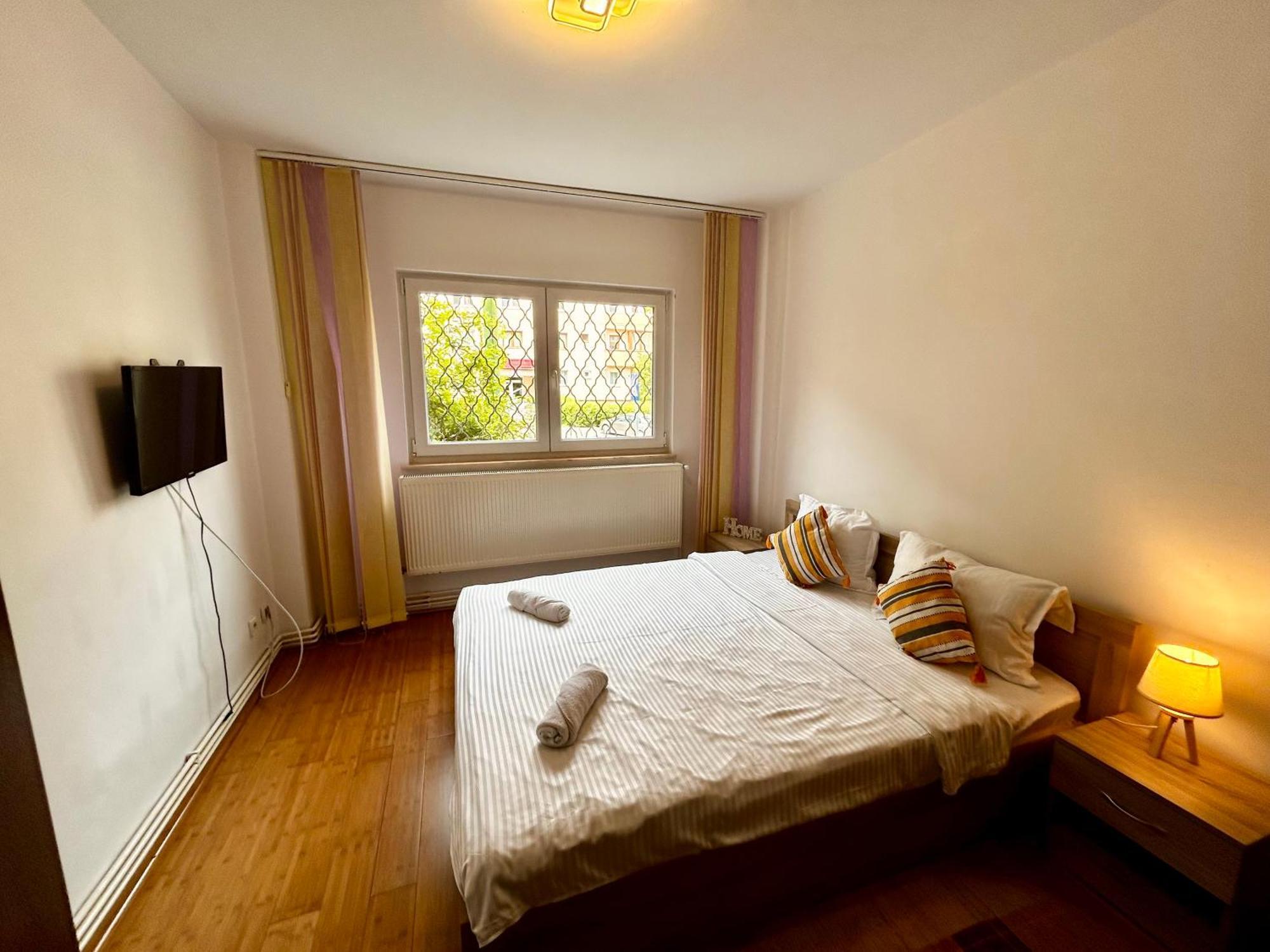 Jad - Familiy 4 Rooms Apartment - Near Forest And Historic Center - Racadau Брашов Экстерьер фото