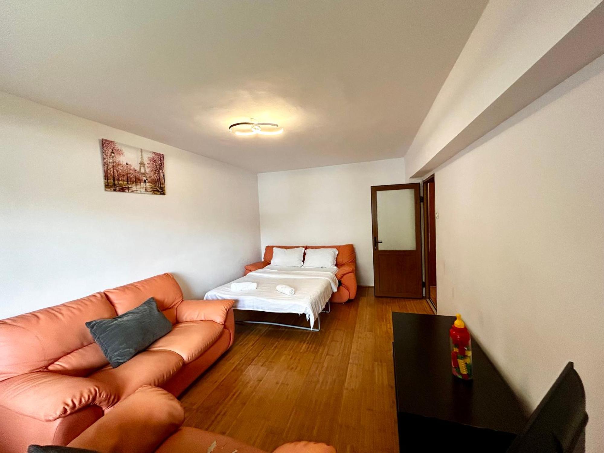 Jad - Familiy 4 Rooms Apartment - Near Forest And Historic Center - Racadau Брашов Экстерьер фото
